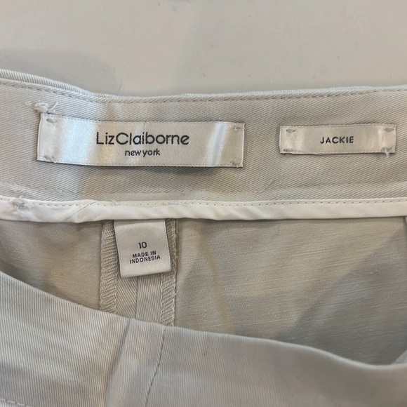 Liz Claiborne New York - Picture 4 of 5